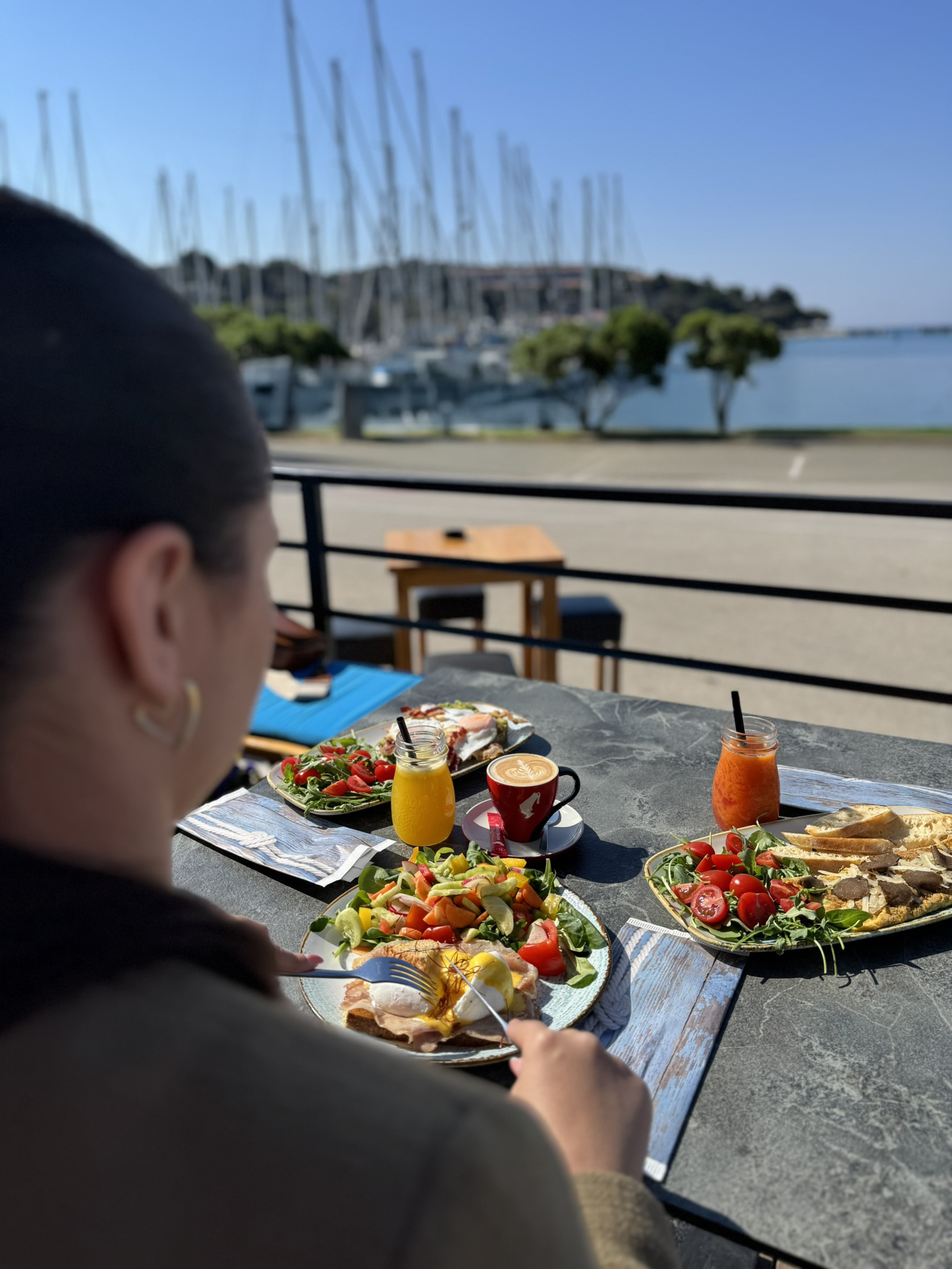 Brunch at the Velum lounge bar in the Vrsar marina Brunch at the Velum lounge bar in the Vrsar marina